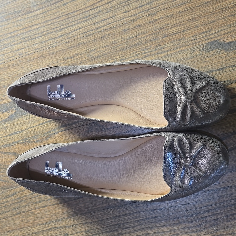 Shimmering Ballet Flats with Faux Bow